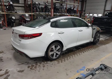 2016 Kia Optima Sx Turbo z USA, uszkodzony, nr VIN 5XXGW4L24GG002425